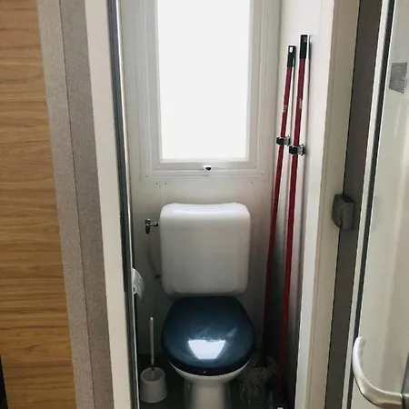 Prázdninový areál Mobil Dans Camping 4* Acces Direct 2*