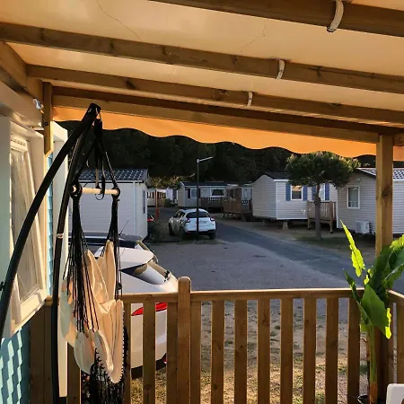 Mobil Dans Camping 4* Acces Direct Prázdninový areál