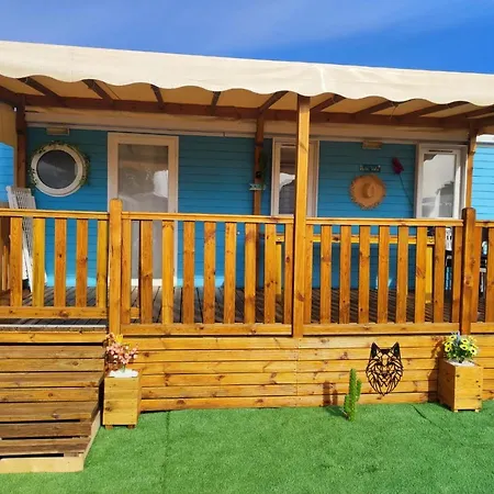 Mobil Dans Camping 4* Acces Direct Prázdninový areál 2*