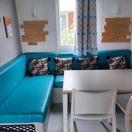 Mobil Dans Camping 4* Acces Direct Prázdninový areál 2*